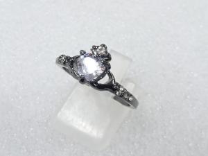 クリスタル　指輪(19号)